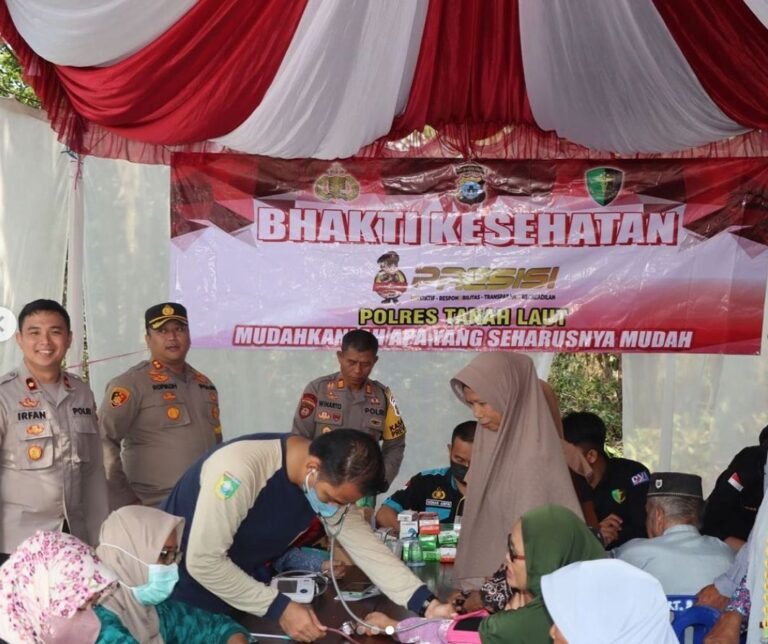 Peduli Terhadap Warga, Polres Tanah Laut Rutin Gelar Bakti Kesehatan