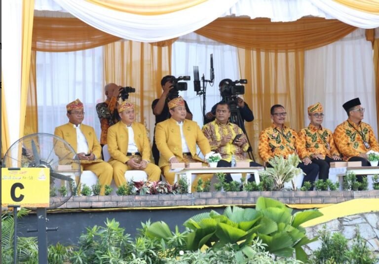 Kapolres Tanah Laut Bersama Istri Hadiri Puncak Perayaan Hari Jadi Kabupaten Tanah Laut Ke 58