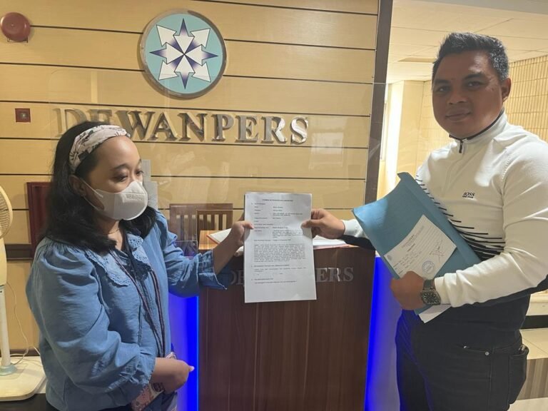 Ketua Paguyuban Kebun Pantura Laporkan Majalah Mingguan TEMPO ke Dewan Pers