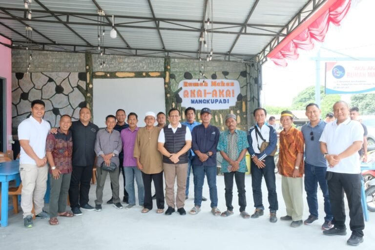 Kapolda Kaltara Mengadakan Pertemuan Bersama Tokoh Masyarakat, Agama, dan Pemuda Desa Mangkupadi