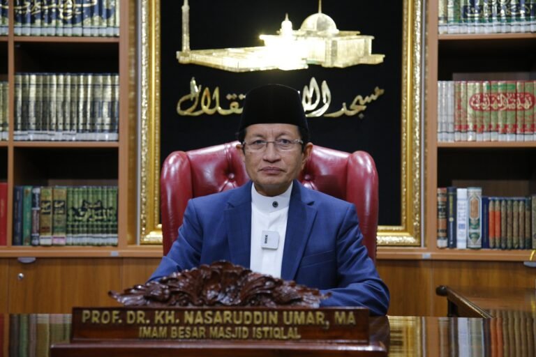 HUT Bhayangkara ke-79, Menag Harap Polri Makin Bijak dan Memberi Rasa Aman